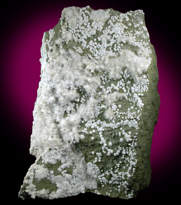 Artinite and hydromagnesite from Spring Street, Staten Island 
