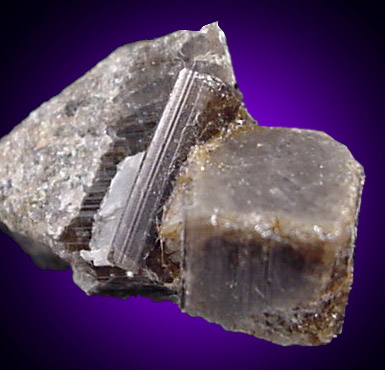 Mineral Specimens: Vesuvianite from 600 m pit, Goodall Quarry, Sanford, Maine