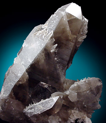 Mineral Specimens: Quartz var. Smoky with regrown suture line from Peter's Pocket, N. Moat Mt., Bartlett, New Hampshire